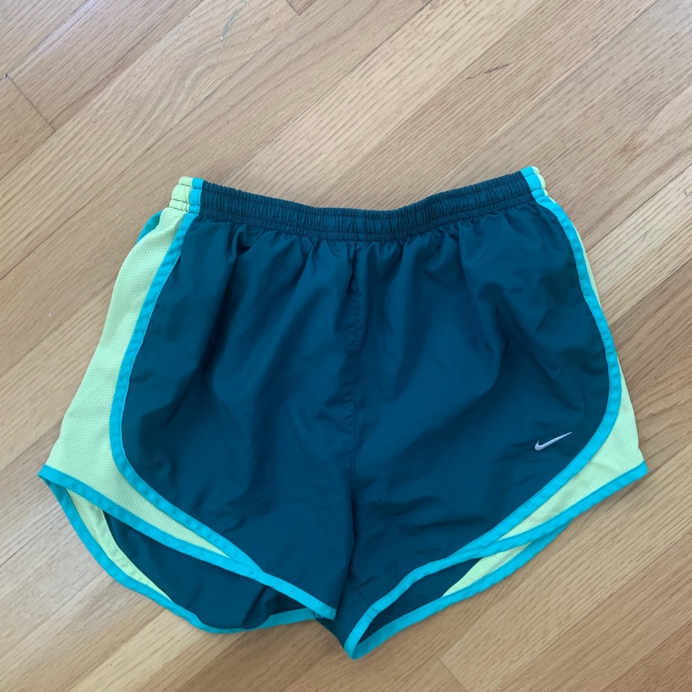Green Women’s Nike tempo dry fit running shorts green yellow nike shorts